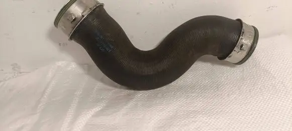 Audi A3 S3 8P Intercooler hose/pipe 1K0145832E