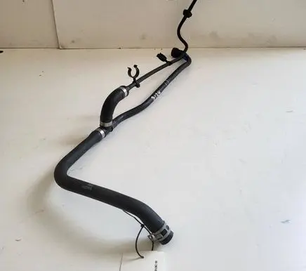 Volvo V60 Engine coolant pipe/hose 31319803