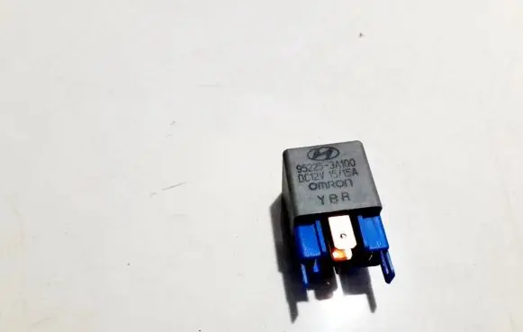 Hyundai Trajet Other relay 952253a100