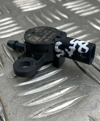 Audi A4 S4 B9 Airbag deployment crash/impact sensor 8W0959121B