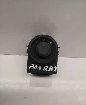 Opel Astra J Wing mirror switch 13271827