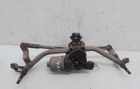 Peugeot 207 Front wiper linkage and motor 0390241540