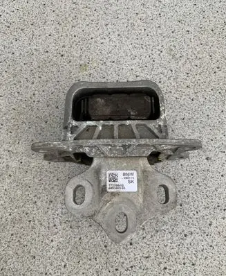 Mini One - Cooper F56 F55 Gearbox mounting bracket 6853453