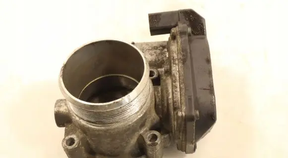 Seat Leon (5F) Throttle body valve 06F133062Q