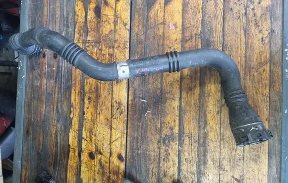 Mercedes-Benz Citan W415 Intercooler hose/pipe 144600199R