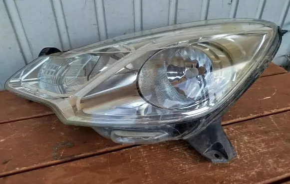 Citroen C3 Headlight/headlamp 9673814980