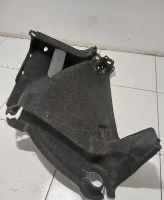 Skoda Kamiq Trunk/boot lower side trim panel 658867428D 623550