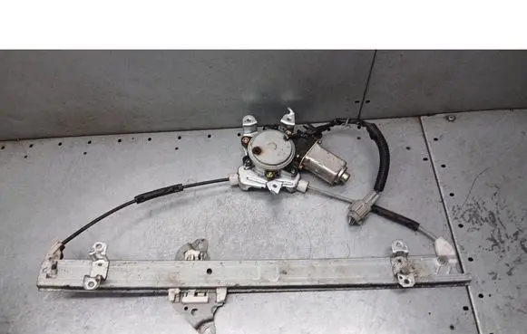 Nissan X-Trail T30 Front door window regulator with motor 807308H301