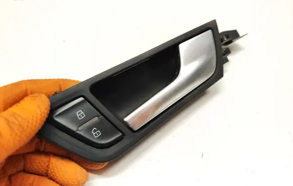 Audi Q5 SQ5 Front door interior handle 8R0837020