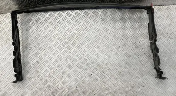 Renault Master IV Intercooler air guide/duct channel 