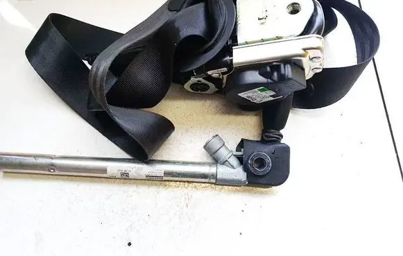 Cupra Born Front seatbelt 658368900a