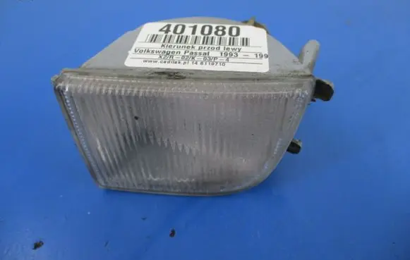 Volkswagen PASSAT B4 Front indicator light