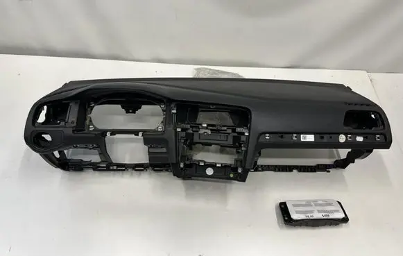 Volkswagen Golf VII Dashboard
