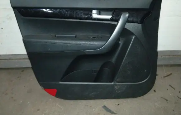 KIA Sorento Front door card panel trim 935752P600VA