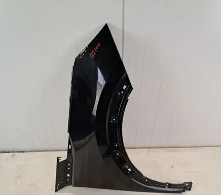 Peugeot 2008 II Fender B2700