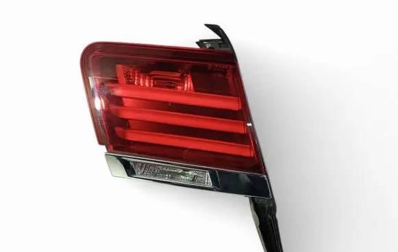 BMW 7 F01 F02 F03 F04 Tailgate rear/tail lights 7300271 63217300271 4881397