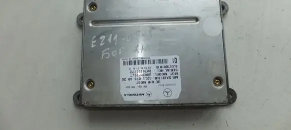 Mercedes-Benz E W211 Bluetooth control unit module A2118700026 2118700026