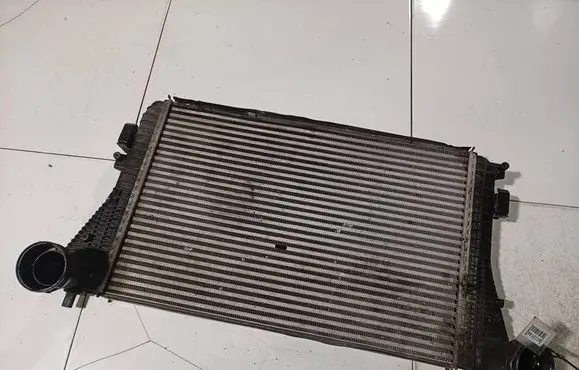Volkswagen PASSAT B6 Intercooler radiator 3C0145805