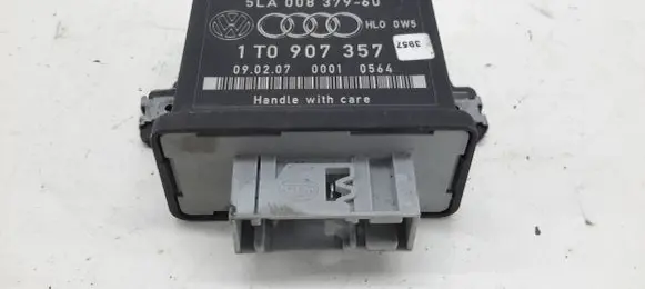 Skoda Octavia Mk2 (1Z) Light module LCM 1T0907357 5LA00837960 H0450003