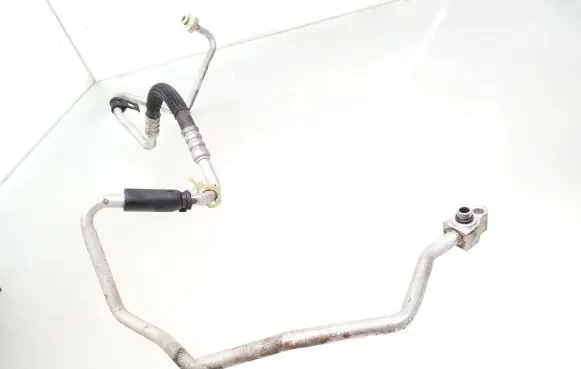 Air conditioning (A/C) pipe/hose
