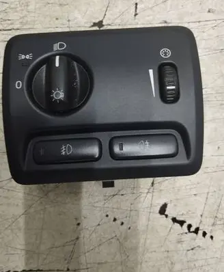 Volvo V70 Light switch 30739312 ML24DA00071 06W25E01