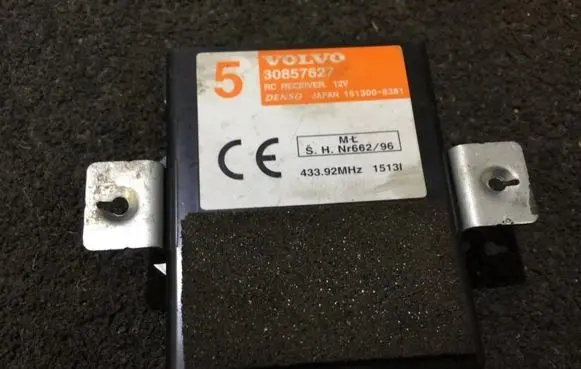 Volvo S40, V40 Immobilizer control unit/module 30857627 151300-8381
