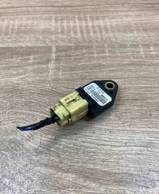 Hyundai i30 Airbag deployment crash/impact sensor 959201H100