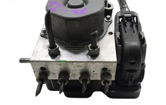 Renault Clio IV ABS Pump 476600188R