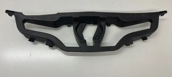 Renault Clio IV Front bumper upper radiator grill 628101467R