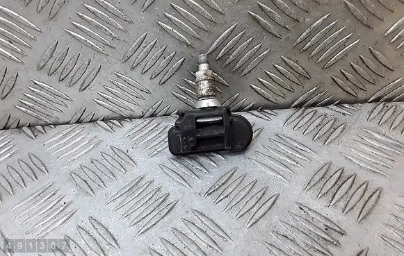 Opel Astra J Tire pressure sensor 13581560