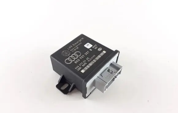 Audi A4 S4 B8 8K Light module LCM 8K0907357B