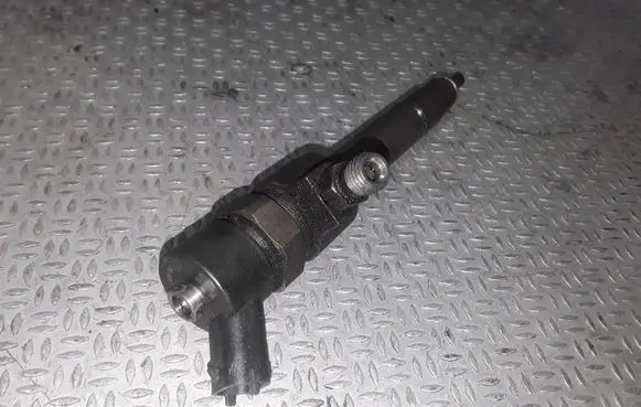 Alfa Romeo 156 Fuel injector 0445110002