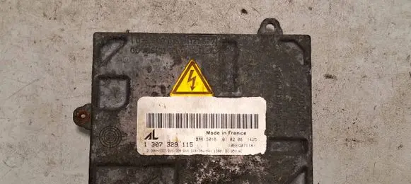 Audi A4 S4 B7 8E 8H Headlight ballast module Xenon 10EEG071181 1307329115