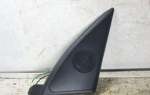 Mercedes-Benz C W203 Front door high frequency speaker A2037200248