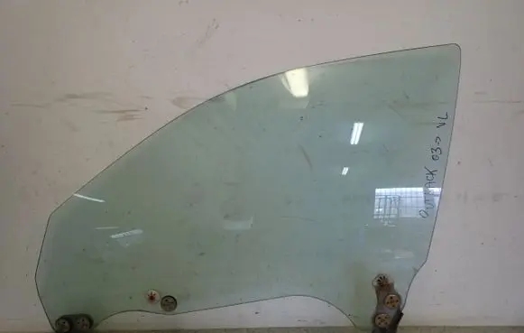Subaru Outback Sliding door window/glass 
