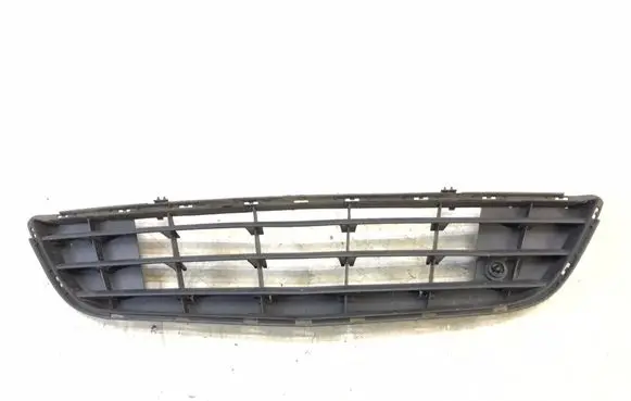Opel Corsa D Front bumper lower grill 13179958 K3565