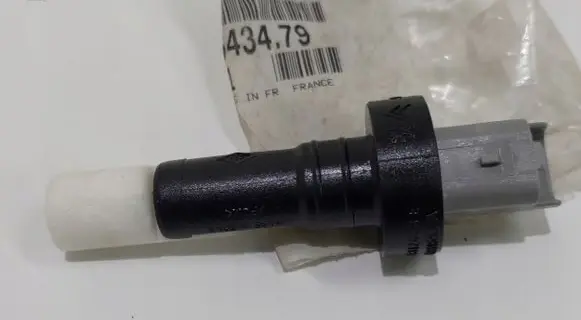 Citroen C3 Windscreen/windshield washer pump 643479