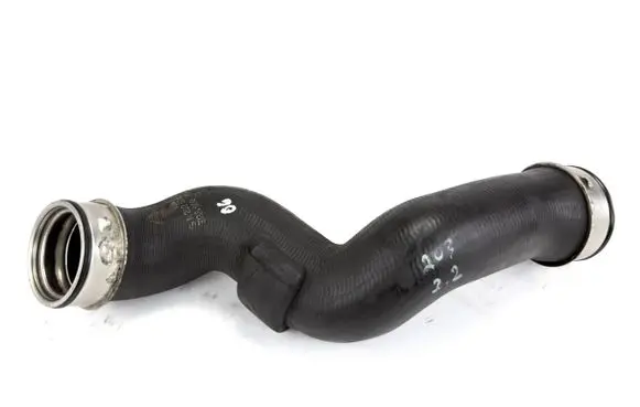 Mercedes-Benz C W203 Intercooler hose/pipe A2035282082