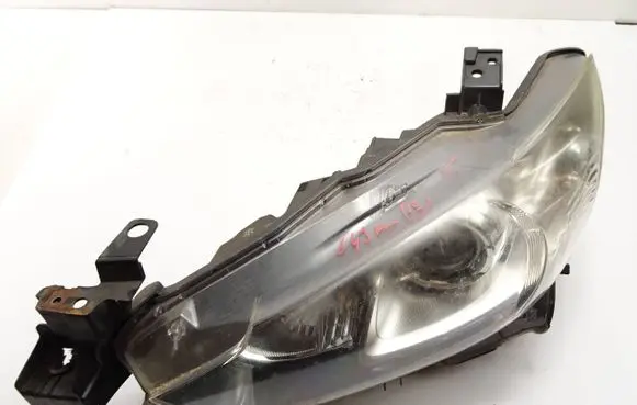 Mazda 6 Headlight/headlamp asdf