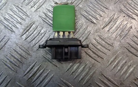 Fiat Punto (188) Heater blower fan relay 