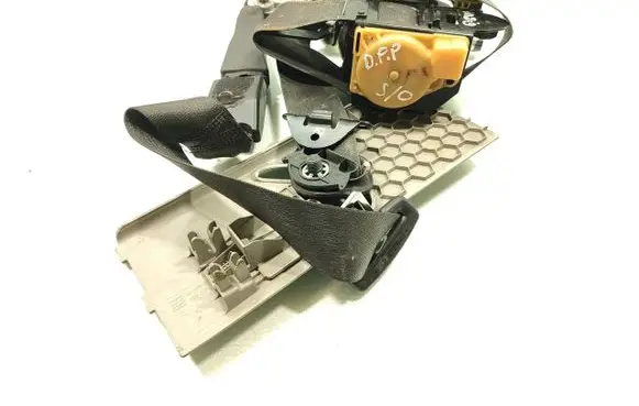 Opel Insignia A Front seatbelt