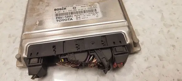 Toyota Yaris Engine control unit/module 0281011649 8966152891