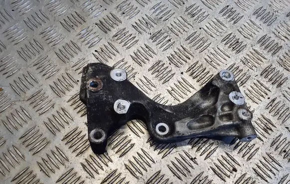 Chrysler Grand Voyager V Generator/alternator bracket 90513137F