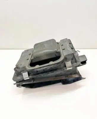 Air filter box