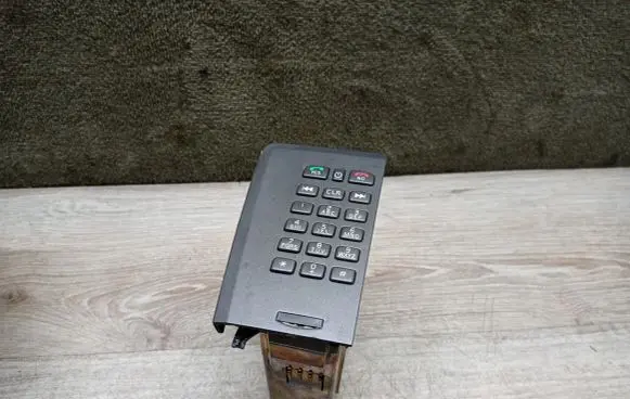 Volvo V70 Phone keyboard 30657525 2204194M