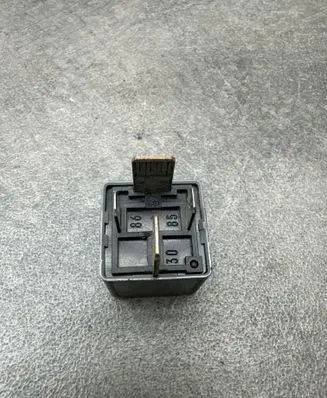 Audi A4 S4 B6 8E 8H Other relay 8D0951253 23134J523300