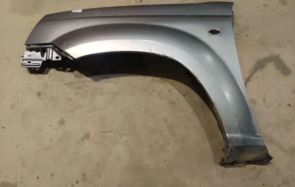 Nissan X-Trail T30 Fender 