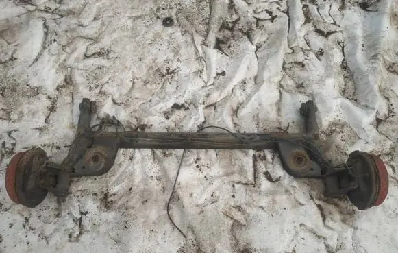 Renault Clio II Rear subframe 