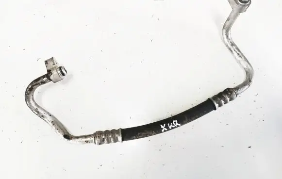 Jaguar XK8 - XKR Air conditioning (A/C) pipe/hose