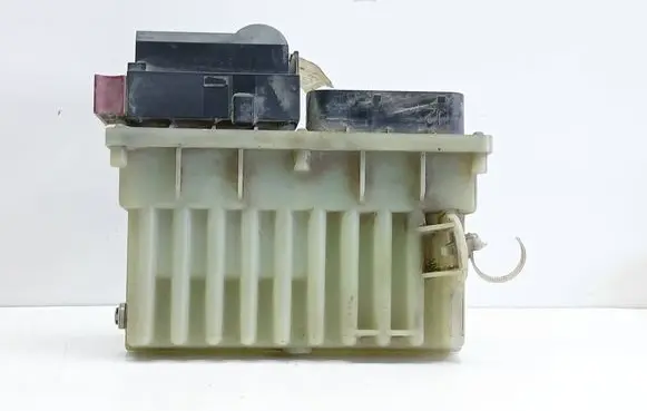 Opel Zafira A Coolant fan relay 24462346